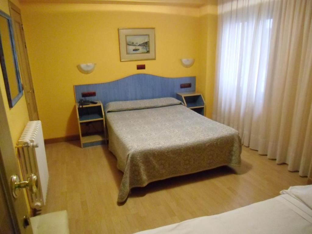 ليون Hostal Don Suero المظهر الخارجي الصورة
